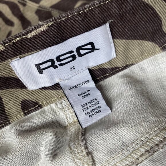 RSQ High-Waisted Straight-Cut Jungle Pattern Jeans, Size 32 πΏπ - Picture 3 of 3